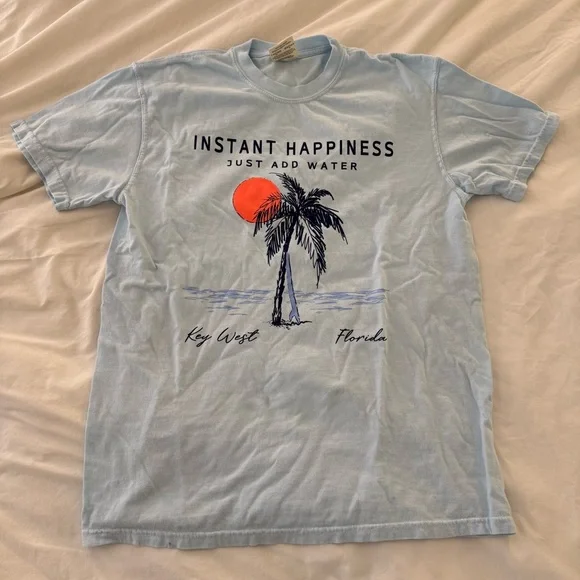 Light Blue Comfort Colors Key West T-Shirt - SIZE M - Picture 2 of 5